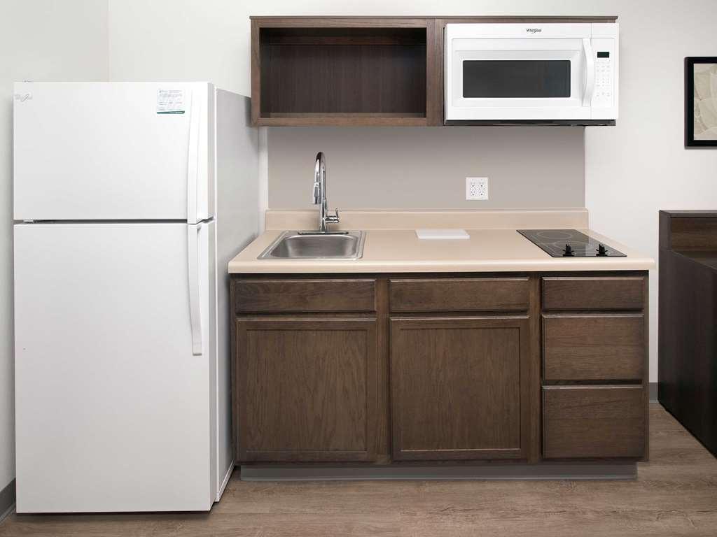 Woodspring Suites Chicago ティンリーパーク 部屋 写真